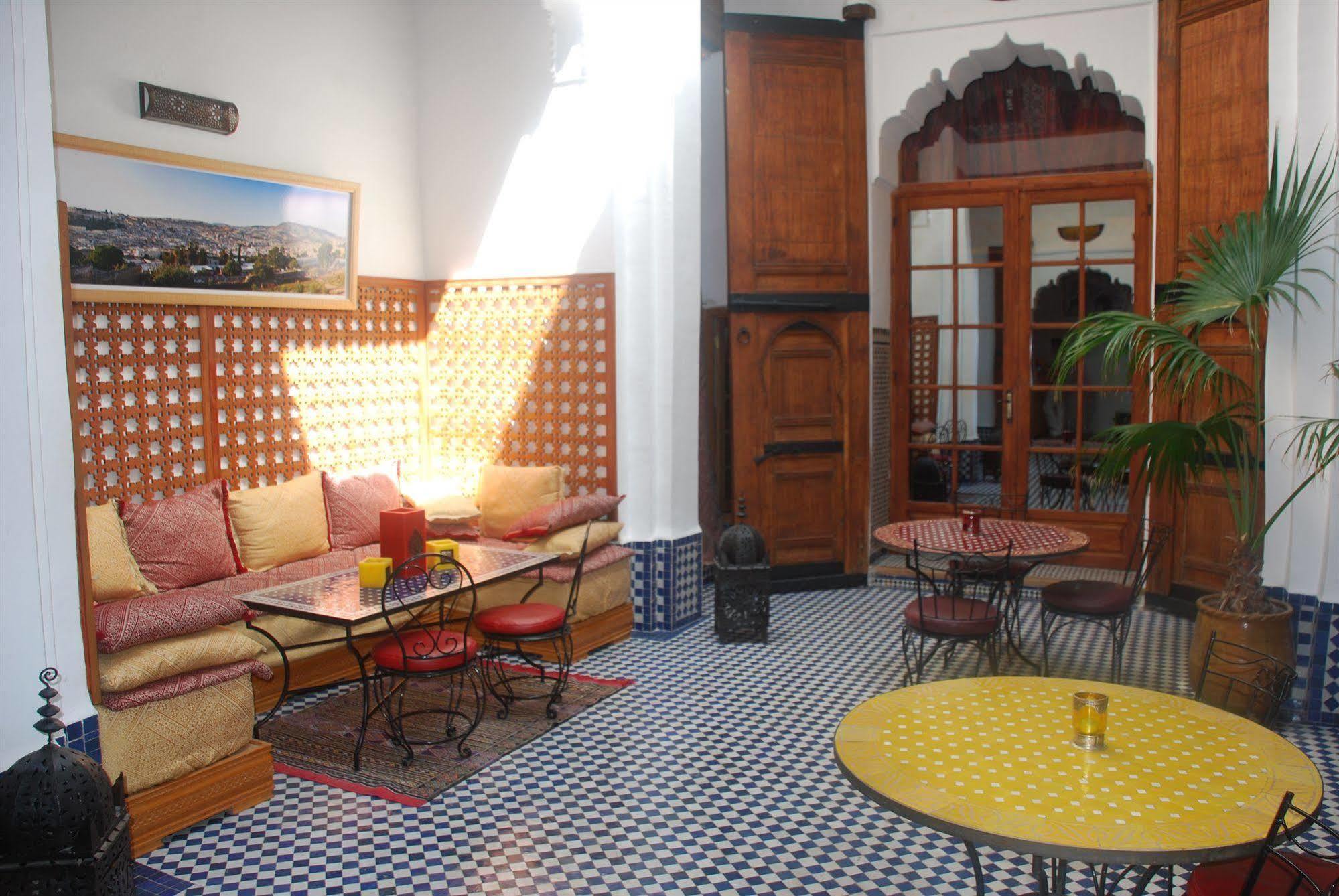 Riyad Al Atik Hotel Fez Bagian luar foto