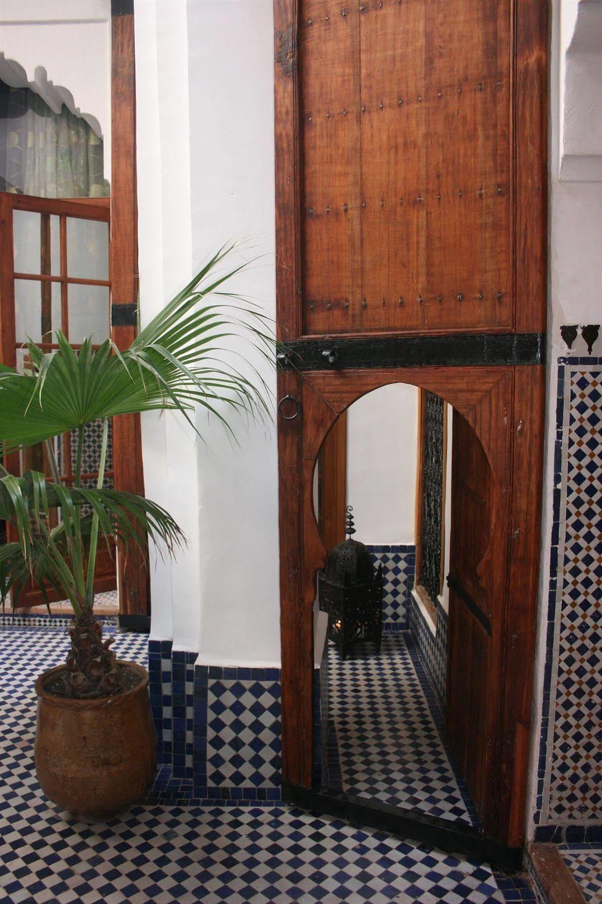 Riyad Al Atik Hotel Fez Bagian luar foto
